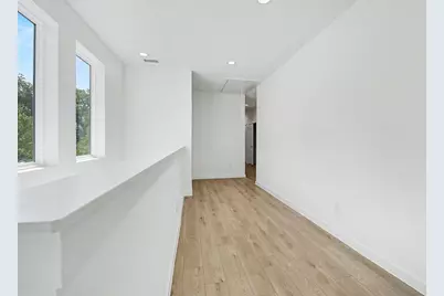 3107 Dennis Street, Houston, TX 77004 - Photo 9