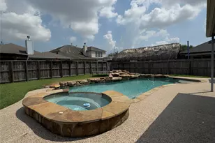 2417 Seguine Dr, Deer Park, TX 77536 - Photo 9