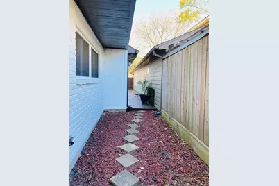 12800 Briar Forest Drive #128, Houston, TX 77077 - Photo 27