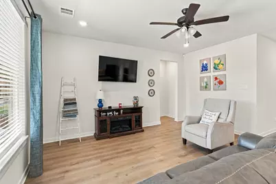 4118 Vintage Estates Court, Bryan, TX 77808 - Photo 9