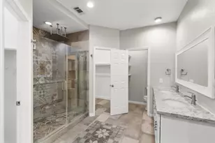1014 Riverlace Dr, Houston, TX 77079 - Photo 5