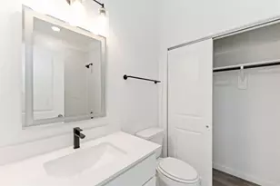 4710 Mallow St, Houston, TX 77033 - Photo 27