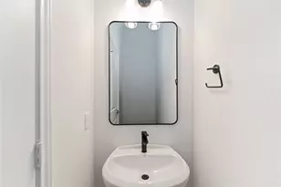 4710 Mallow St, Houston, TX 77033 - Photo 19