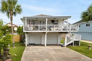 16610 Jamaica Inn Rd, Jamaica Beach, TX 77554 - Photo 1