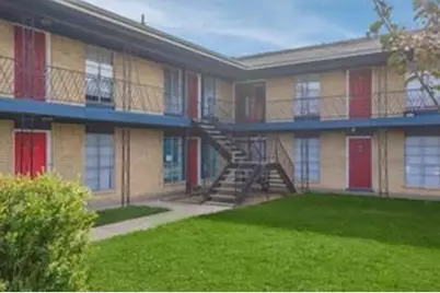 801 S Allen Genoa Road #104, Houston, TX 77587 - Photo 3