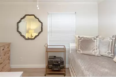 4607 Pine Street, Bellaire, TX 77401 - Photo 27
