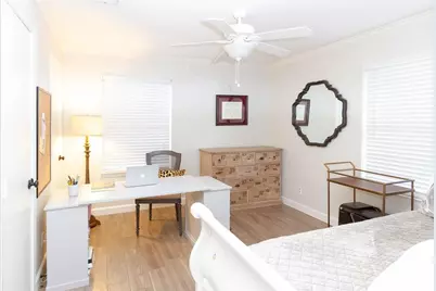 4607 Pine Street, Bellaire, TX 77401 - Photo 25
