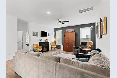 301 Maple Bark Trail, Willis, TX 77378 - Photo 9