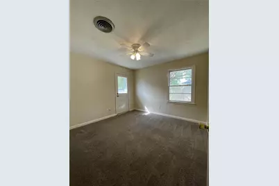 140 Laurel Street, Lake Jackson, TX 77566 - Photo 15