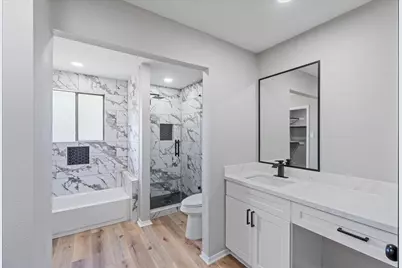 5811 Fair Forest Drive, Houston, TX 77088 - Photo 7