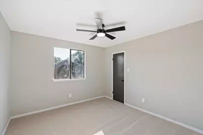 5811 Fair Forest Drive, Houston, TX 77088 - Photo 9