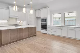 26516 Pioneer Pointe Ct, Montgomery, TX 77316 - Photo 5