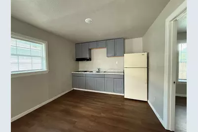 8510 Safeguard Street #2, Houston, TX 77051 - Photo 11
