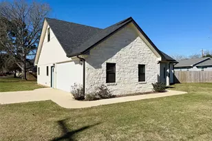 505 Brazos St, Crockett, TX 75835 - Photo 19