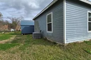 2518 South Ave, West Orange, TX 77630 - Photo 3