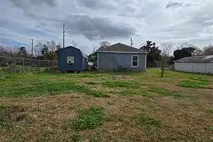 2518 South Ave, West Orange, TX 77630 - Photo 5