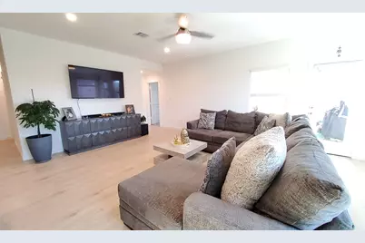 31731 Hallington Hill Lane, Fulshear, TX 77441 - Photo 13