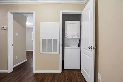 427 W 16th Street #21, Houston, TX 77008 - Photo 9