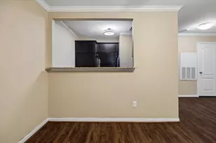 427 W 16th St, Houston, TX 77008 - Photo 5