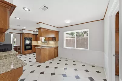 18806 Candleview Drive, Spring, TX 77388 - Photo 9