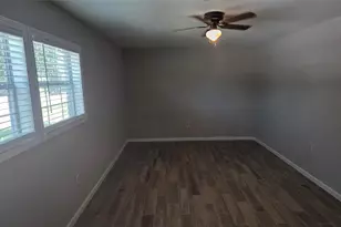 7117 Poplar Dr, Galveston, TX 77551 - Photo 7