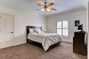 13323 Brentonwood Ln, Houston, TX 77077 - Photo 17