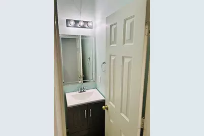 9539 Still Cove Lane, Houston, TX 77089 - Photo 17