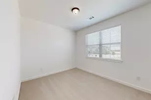 1209 Dorothy Ln, College Station, TX 77845 - Photo 15