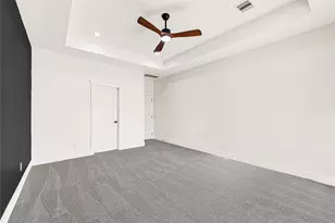 105 Bledsoe St, Prairie View, TX 77445 - Photo 19