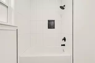 105 Bledsoe St, Prairie View, TX 77445 - Photo 27