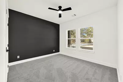 105 Bledsoe St, Hempstead, TX 77445 - Photo 23