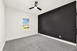 105 Bledsoe St, Prairie View, TX 77445 - Photo 25