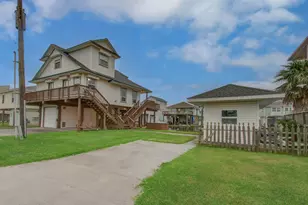 16713 Kingston Way, Jamaica Beach, TX 77554 - Photo 5