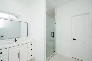 1415 E 35th St, Houston, TX 77022 - Photo 11