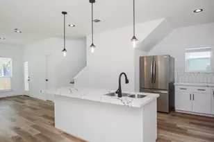 1415 E 35th St, Houston, TX 77022 - Photo 25