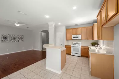 11911 N Brenton Knoll Court, Tomball, TX 77375 - Photo 13