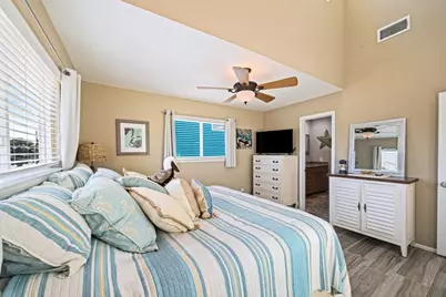 22028 Deaf P Smith Drive, Galveston, TX 77554 - Photo 27