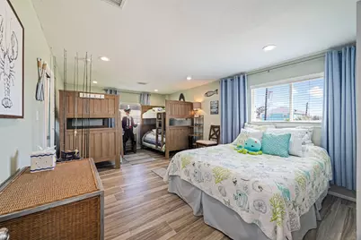 22028 Deaf P Smith Drive, Galveston, TX 77554 - Photo 23