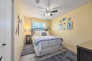 22028 Deaf P Smith Dr, Galveston, TX 77554 - Photo 31