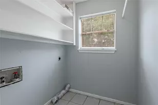 111B Normal Park Dr, Huntsville, TX 77320 - Photo 13