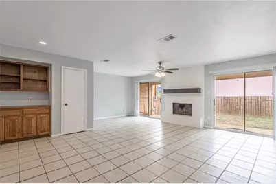 111B Normal Park Drive #B, Huntsville, TX 77320 - Photo 7