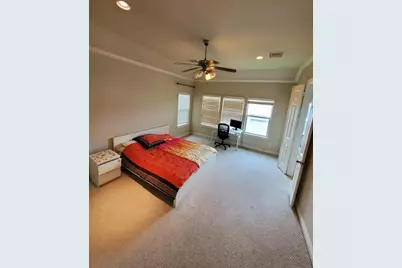 11014 Sherwood Ridge Drive, Houston, TX 77043 - Photo 9