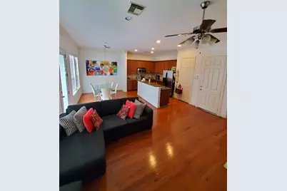 11014 Sherwood Ridge Drive, Houston, TX 77043 - Photo 3