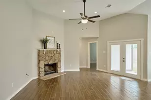 12307 White River Dr, Tomball, TX 77375 - Photo 7