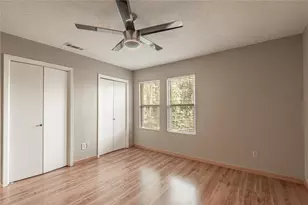 2521 Crosstimbers St, Huntsville, TX 77320 - Photo 15