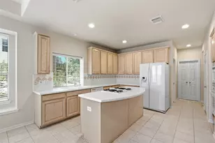 11703 Hillsgate Ct, Tomball, TX 77377 - Photo 9