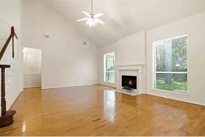 11703 Hillsgate Court, Tomball, TX 77377 - Photo 5