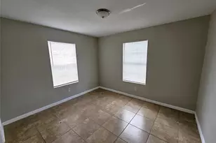 1500 Oleander Dr, La Marque, TX 77568 - Photo 11