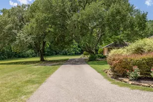 2629 Benton Dr, Brenham, TX 77833 - Photo 43