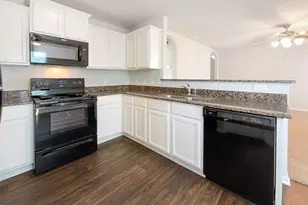 28025 Irving Dr, Magnolia, TX 77355 - Photo 11